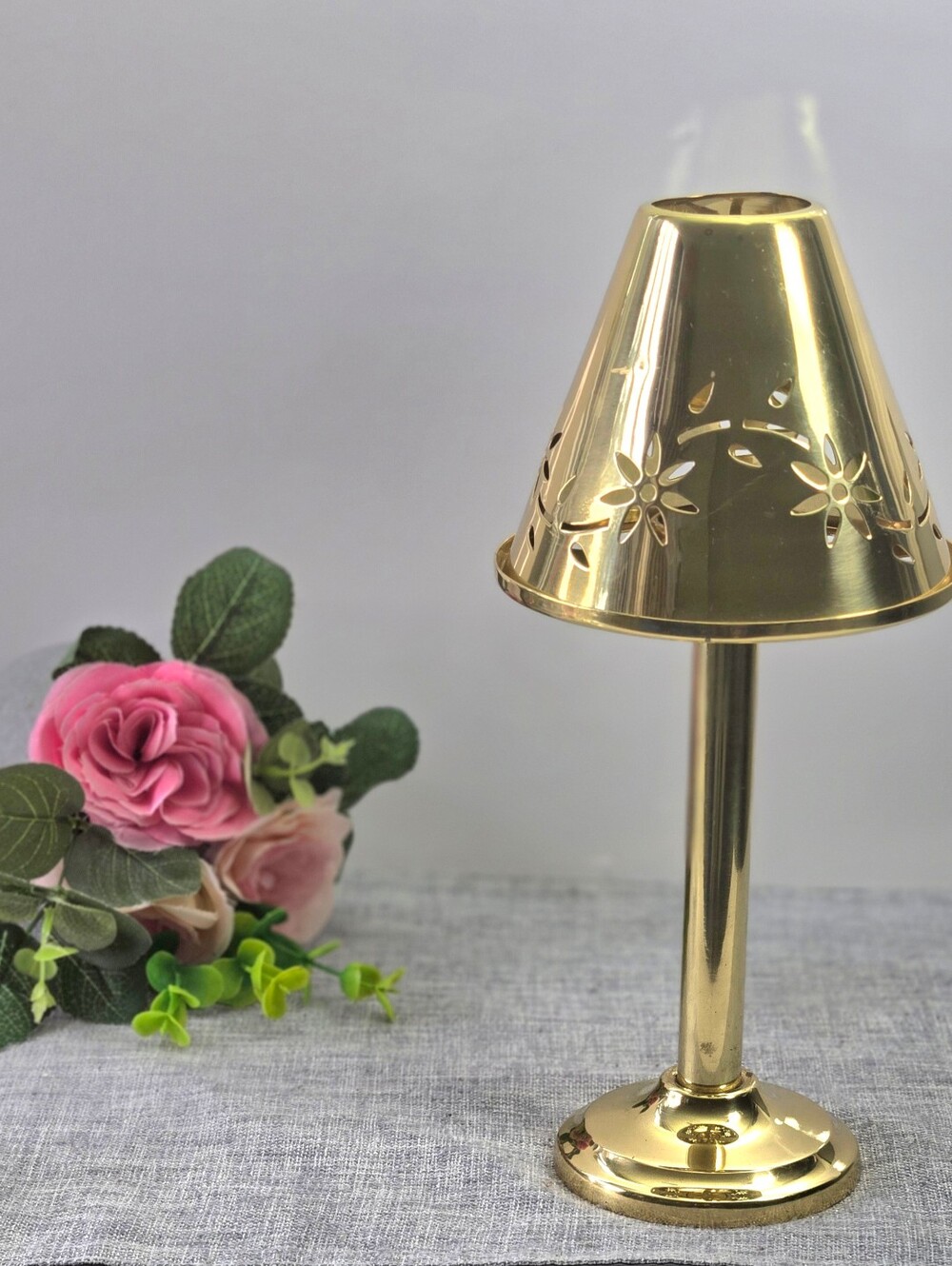 Vintage PartyLite Brass Tealight Candle Lamp Floral Tracery Gold Fairy Lamp P058